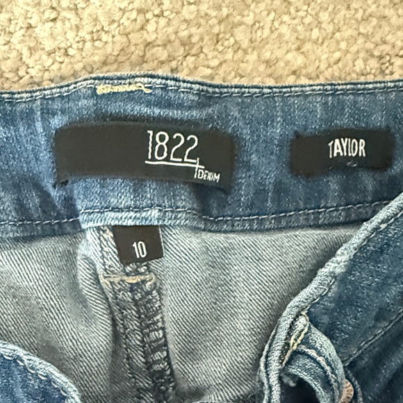 1822 Denim Blue Ankle & Cropped Jeans - Picture 2 of 5